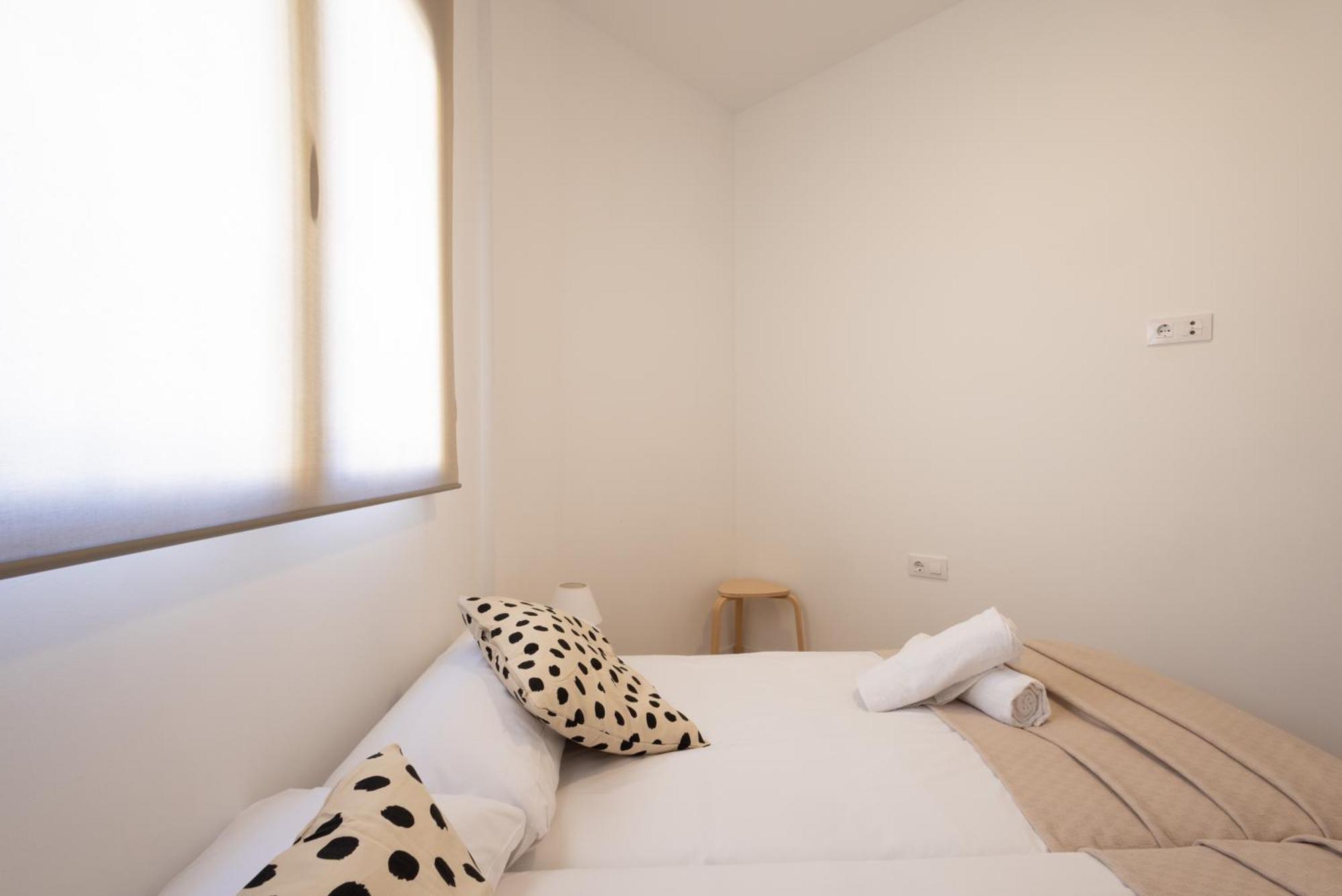 Cruz Cubierta Apartments Valenza Esterno foto